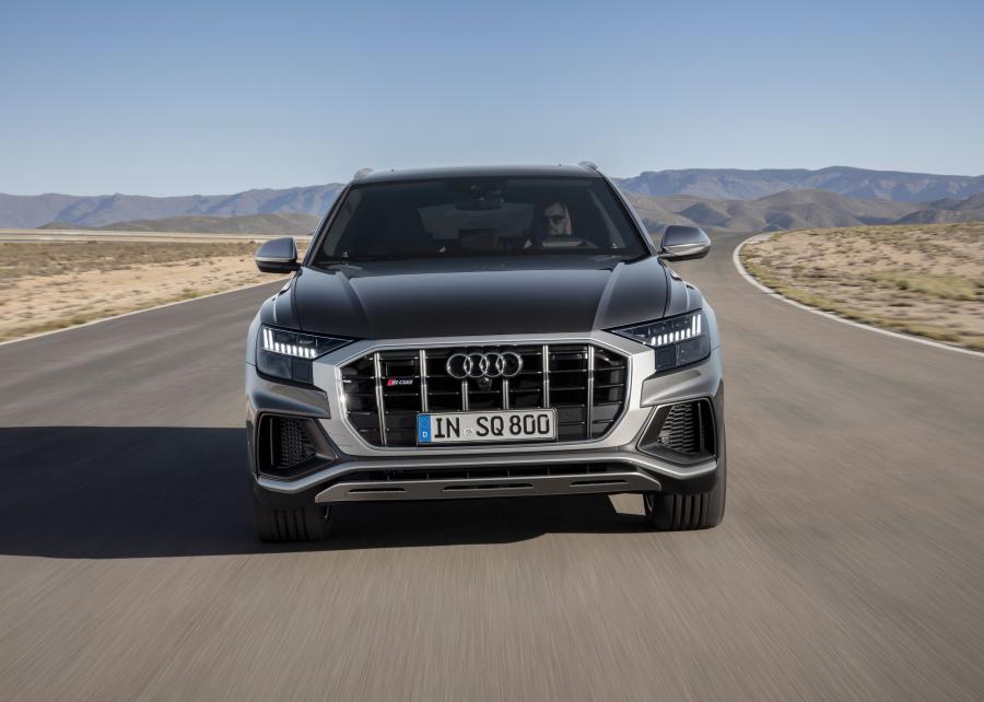  Audi SQ8 TDI 2019 года  (WW) (фото 4 из 79)